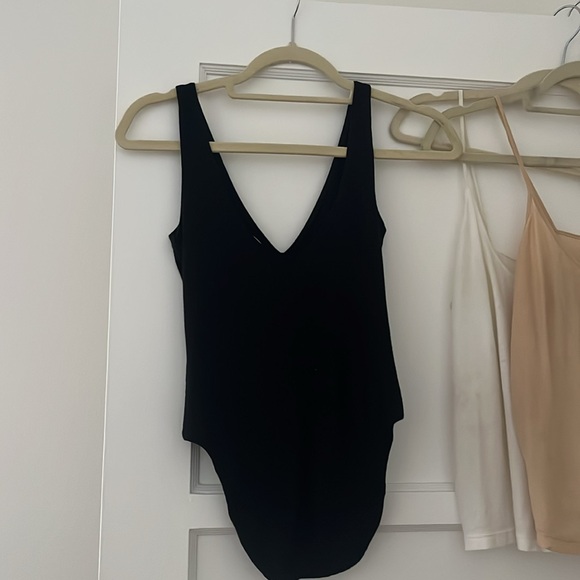 SKIN Organic Worldwide Lot - Picture 6 of 7